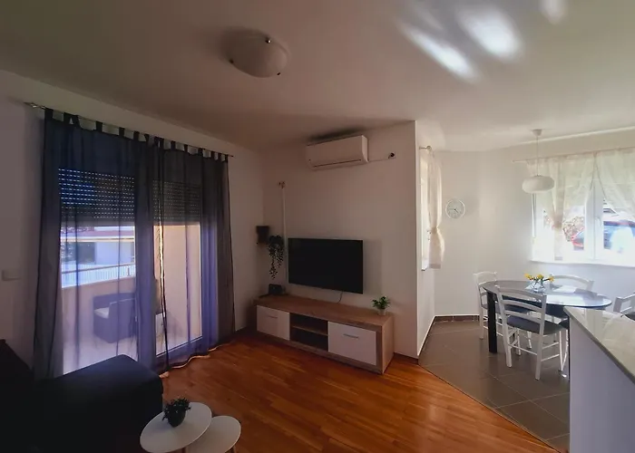 Ariela Apartamento *