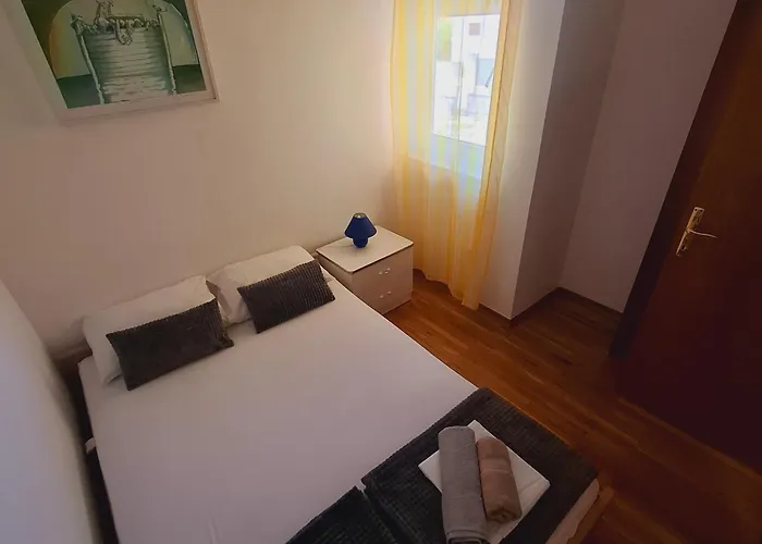 Ariela Apartamento Tisno